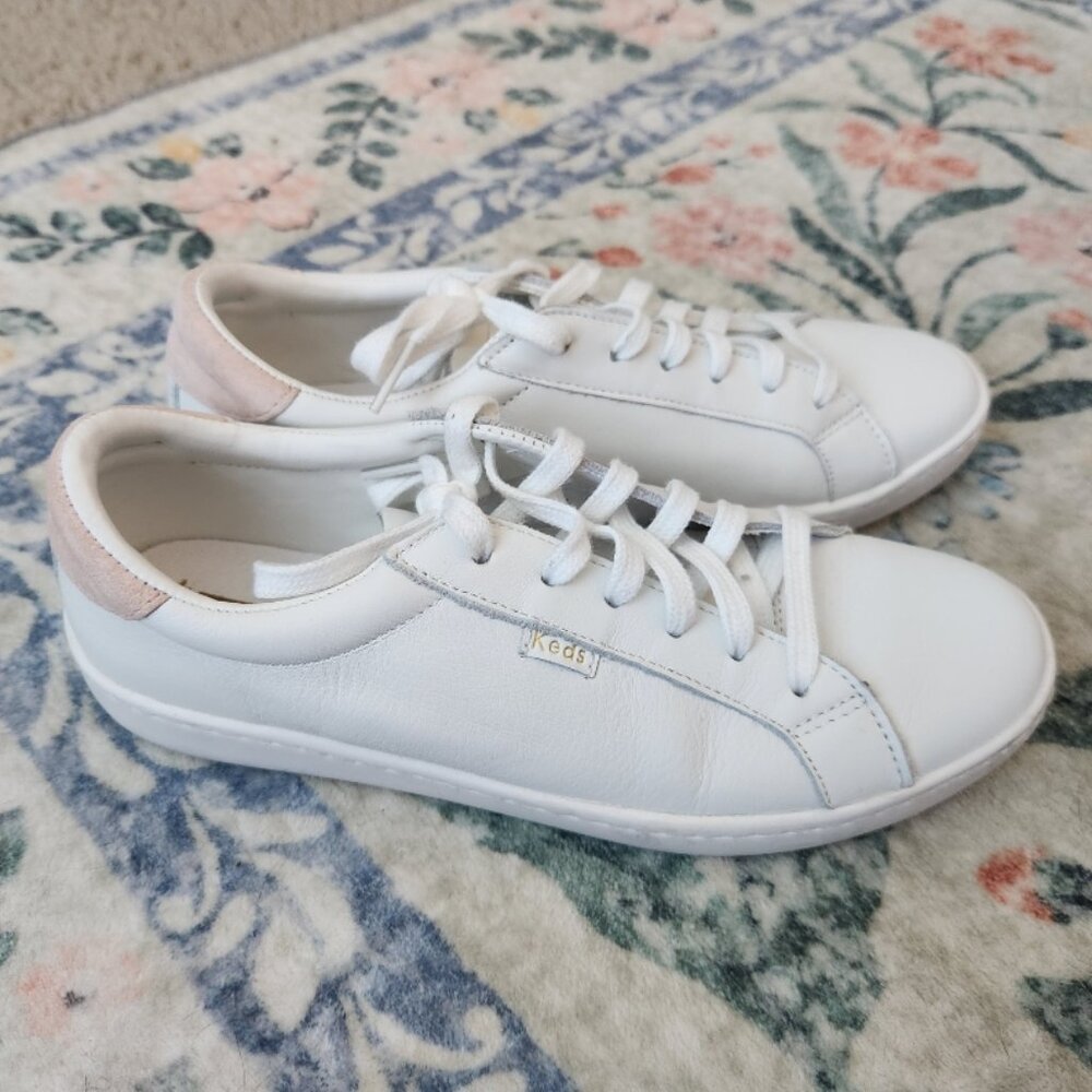 Keds White Leather Women's Lace Up Sneakers size 7.5